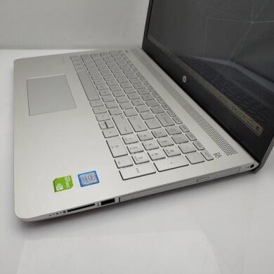 Ігровий ноутбук HP Pavilion 15-cc159nr / 15.6" (1920x1080) IPS / Intel Core i7-8550U (4 (8) ядра по 1.8 - 4.0 GHz) / 8 GB DDR4 / 256 GB SSD / nVidia GeForce 940MX, 4 GB DDR3, 64-bit / WebCam / DVD-ROM / Win 10 Home Ігровий ноутбук HP Pavilion 15-cc159nr / 15.6" (1920x1080) IPS / Intel Core i7-8550U (4 (8) ядра по 1.8 - 4.0 GHz) / 8 GB DDR4 / 256 GB SSD / nVidia GeForce 940MX, 4 GB DDR3, 64-bit / WebCam / DVD-ROM / Win 10 Home