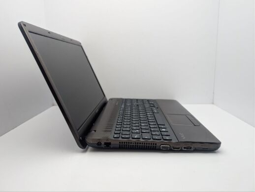 Ноутбук Sony VPC EB1C5E / 15.6" (1920x1080) TN / Intel Core i5-520M (2 (4) ядра по 2.4 - 2.9 GHz) / 8 GB DDR3 / 500 GB HDD / AMD Radeon HD 5650, 1 GB GDDR3, 128-bit / WebCam / DVD-ROM