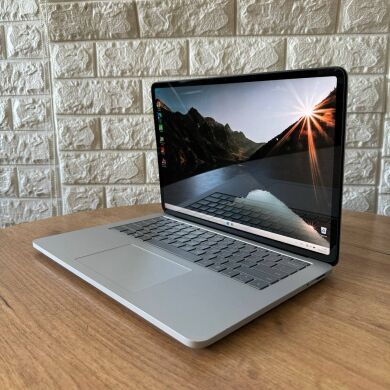 Ігровий ноутбук-трансформер Microsoft SurFace Laptop Studio / 14.3" (2400x1600) IPS&nbsp;Touch / Intel Core i7-11370H (4 (8) ядра по 3.3 - 4.8 GHz) / 16 GB DDR4 / 512 GB SSD / nVidia GeForce RTX 3050 Ti, 4 GB GDDR6, 128-bit / WebCam