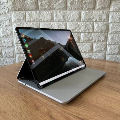 Ігровий ноутбук-трансформер Microsoft SurFace Laptop Studio / 14.3" (2400x1600) IPS&nbsp;Touch / Intel Core i7-11370H (4 (8) ядра по 3.3 - 4.8 GHz) / 16 GB DDR4 / 512 GB SSD / nVidia GeForce RTX 3050 Ti, 4 GB GDDR6, 128-bit / WebCam