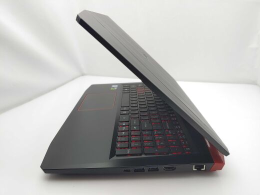 Игровой ноутбук Acer Aspire VX5-591G Black / 15.6" (1920x1080) IPS / Intel Core i7-7700HQ (4 (8) ядра по 2.8 - 3.8 GHz) / 16 GB DDR4 / 512 GB SSD / nVidia GeForce GTX 1050 Ti, 4 GB GDDR5, 128-bit / WebCam / HDMI Игровой ноутбук Acer Aspire VX5-591G Black / 15.6" (1920x1080) IPS / Intel Core i7-7700HQ (4 (8) ядра по 2.8 - 3.8 GHz) / 16 GB DDR4 / 512 GB SSD / nVidia GeForce GTX 1050 Ti, 4 GB GDDR5, 128-bit / WebCam / HDMI