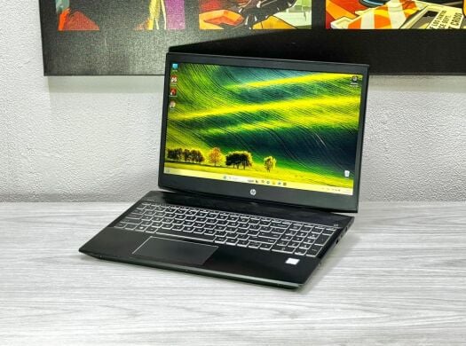 Ігровий ноутбук Б-клас HP Pavilion Gaming 15-cx0073nw / 15.6" (1920x1080) IPS / Intel Core i5-8300H (4 (8) ядра по 2.3 - 4.0 GHz) / 8 GB DDR4 / 256 GB SSD M.2 / nVidia GeForce GTX 1050 Ti, 4 GB GDDR5, 128-bit / WebCam / Win 11 Home