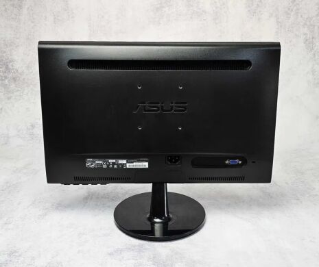 Монітор Asus VS197DE / 19" (1366x768) TN / 1x VGA / VESA 75x75