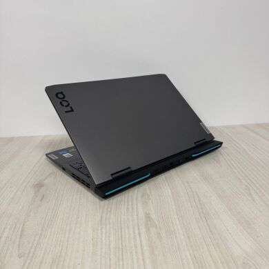 Ігровий ноутбук Lenovo LOQ 15IRH8 / 15.6" (1920x1080) IPS / Intel Core i5-13420H (8 (12) ядер по 2.1 - 4.6 GHz) / 16 GB DDR5 / 1000 GB SSD NVMe / nVidia GeForce RTX 3050, 6 GB GDDR6, 96-bit / WebCam