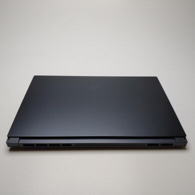 Мобільна робоча станція MSI WS66 11UKT-221 / 15.6" (1920x1080) IPS / Intel Core i7-11800H (8 (16) ядер по 2.3 - 4.6 GHz) / 32 GB DDR4 / 1000 GB SSD / nVidia RTX A3000, 6 GB GDDR6, 192-bit / WebCam / Win 11 Pro