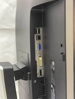 Монітор Dell U2412Mb / 24" (1920x1200) IPS / USB, VGA, DVI, DisplayPort / VESA 100x100 + Кабель живлення Монітор Dell U2412Mb / 24" (1920x1200) IPS / USB, VGA, DVI, DisplayPort / VESA 100x100 + Кабель живлення