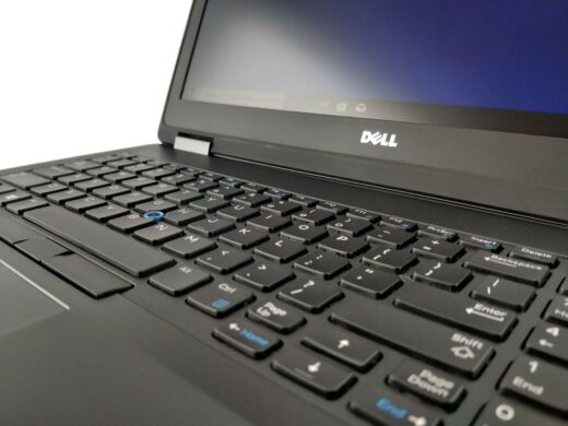 Dell Latitude E5570 / 15,6" / Intel Core i5 6300HQ / БЕЗ ОДД / WEB Camera / HDMI / 1920X1080 IPS / 8 GB DDR4 / 120 GB SSD