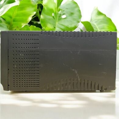 ИБП EATON NV 1400H / 230 V / 1400 VА / 840W / 6 выходов / USB Type-B / АКБ