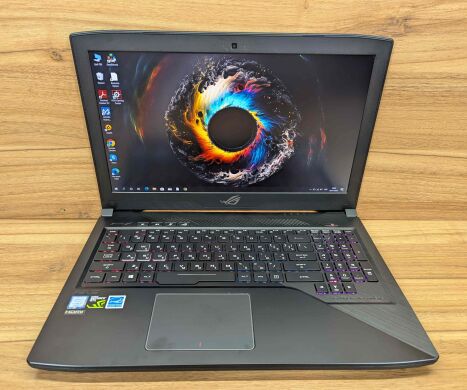 Ігровий ноутбук Asus GL503VD / 15.6" (1920x1080) IPS / Intel Core i7-7700HQ (4 (8) ядра по 2.8 - 3.8 GHz) / 16 GB DDR4 / 256 GB SSD + 1000 GB HDD / nVidia GeForce GTX 1050, 4 GB GDDR5, 128-bit / WebCam / Windows 10 Ігровий ноутбук Asus GL503VD / 15.6" (1920x1080) IPS / Intel Core i7-7700HQ (4 (8) ядра по 2.8 - 3.8 GHz) / 16 GB DDR4 / 256 GB SSD + 1000 GB HDD / nVidia GeForce GTX 1050, 4 GB GDDR5, 128-bit / WebCam / Windows 10