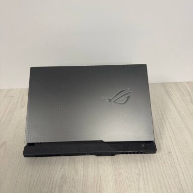 Ігровий ноутбук Б-клас Asus ROG Strix G15 G513QY / 15.6" (2560x1440) IPS / AMD Ryzen 9 5980HX (8 (16) ядер по 3.3 - 4.8 GHz) / 16 GB DDR4 / 1000 GB SSD NVMe / AMD Radeon RX 6800M, 12 GB GDDR6, 192-bit