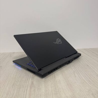 Ігровий ноутбук Б-клас Asus ROG Strix G15 G513QY / 15.6" (2560x1440) IPS / AMD Ryzen 9 5980HX (8 (16) ядер по 3.3 - 4.8 GHz) / 16 GB DDR4 / 1000 GB SSD NVMe / AMD Radeon RX 6800M, 12 GB GDDR6, 192-bit