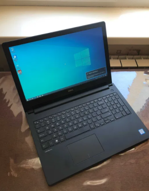 Ігровий ноутбук Dell Latitude 3570 / 15.6" (1366x768) TN / Intel Core i7-6500U (2 (4) ядра по 2.5 - 3.1 GHz) / 8 GB DDR3 / 128 GB SSD / nVidia GeForce 920M, 2 GB DDR3, 64-bit / WebCam