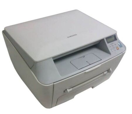 МФУ Samsung SCX-4100 / Лазерная монохромная печать / 600x600 dpi / A4 / 14 стр/мин / USB 2.0, LPT