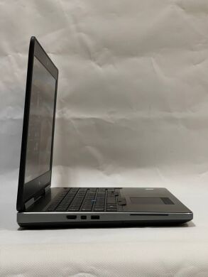 Мобільна робоча станція Б-клас Dell Precision 7510 / 15.6" (1920x1080) IPS / Intel Core i7-6820HQ (4 (8) ядра по 2.7 - 3.6 GHz) / 24 GB DDR4 / 256 GB SSD + 500 GB HDD / nVidia Quadro M2000M, 4 GB GDDR5, 128-bit / WebCam