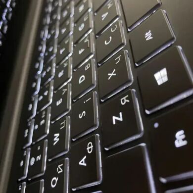 Ноутбук-трансформер Microsoft Surface Book 2 / 13.5" (3000x2000) IPS Touch / Intel Core i7-8650U (4 (8) ядра по 1.9 - 4.2 GHz) / 16 GB DDR3 / 512 GB SSD / nVidia GeForce GTX 1050, 2 GB GDDR5, 128-bit / USB Type-C / WebCam