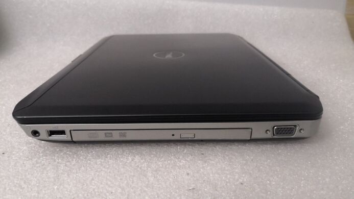 Ноутбук Dell Latitude E5430 / 14" (1366x768) TN / Intel Core i5-3230M (2 (4) ядра по 2.6 - 3.2 GHz) / 4 GB DDR3 / 120 GB SSD / Intel HD Graphics 4000 / WebCam / DVD-ROM