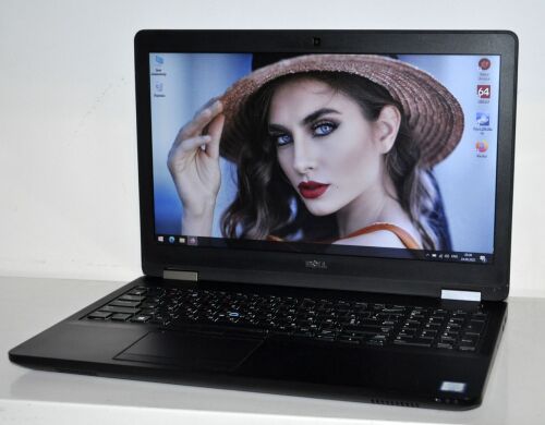 Ноутбук Dell Latitude E5570 / 15.6" (1366x768) TN / Intel Core i5-6200U (2 (4) ядра по 2.3 - 2.8 GHz) / 12 GB DDR4 / 120 GB SSD NEW / Intel HD Graphics 520 / WebCam / HDMI