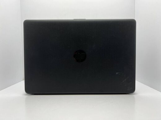 Ноутбук HP Pavilion 15 / 15.6" (1366x768) TN / AMD E2-9000E (2 ядра по 1.5 - 2.0 GHz) / 8 GB DDR3 / 120 GB SSD / AMD Radeon R2 Graphics / WebCam