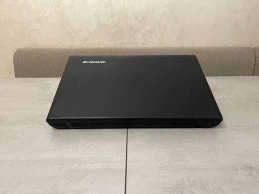 Ноутбук Lenovo Ginkgo 7A1 / 17.3" (1600x900) TN / Intel Pentium 3550M (2 ядра по 2.3 GHz) / 8 GB DDR3 / 128 GB SSD / Intel HD Graphics / WebCam