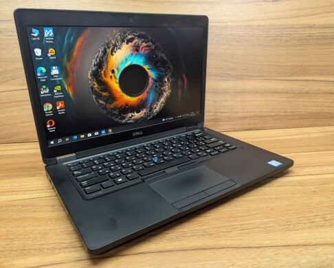 Ультрабук Dell Latitude 5480 / 14" (1920x1080) IPS / Intel Core i7-7600U (2 (4) ядра по 2.8 - 3.9 GHz) / 16 GB DDR4 / 512 GB SSD / nVidia GeForce 930MX, 2 GB DDR3, 64-bit / WebCam / Windows 10 Ультрабук Dell Latitude 5480 / 14" (1920x1080) IPS / Intel Core i7-7600U (2 (4) ядра по 2.8 - 3.9 GHz) / 16 GB DDR4 / 512 GB SSD / nVidia GeForce 930MX, 2 GB DDR3, 64-bit / WebCam / Windows 10