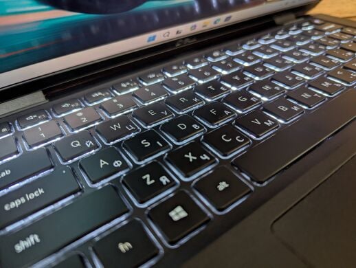 Ультрабук Dell Latitude 7420 / 14" (1920x1080) IPS / Intel Core i7-1185G7 (4 (8) ядра по 3.0 - 4.8 GHz) / 16 GB DDR4 / 256 GB SSD / Intel Iris Xe Graphics / HDMI / USB Type-C / Windows 11 Ультрабук Dell Latitude 7420 / 14" (1920x1080) IPS / Intel Core i7-1185G7 (4 (8) ядра по 3.0 - 4.8 GHz) / 16 GB DDR4 / 256 GB SSD / Intel Iris Xe Graphics / HDMI / USB Type-C / Windows 11