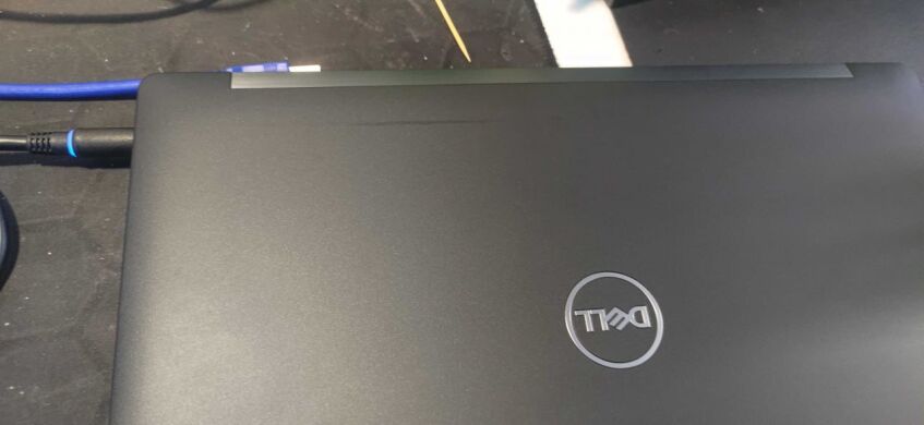 Ультрабук Dell Latitude 7490 / 14" (1920x1080) IPS / Intel Core i5-8350U (4 (8) ядра по 1.7 - 3.6 GHz) / 8 GB DDR4 / 120 GB SSD / Intel UHD Graphics 620 / NoWebCam Ультрабук Dell Latitude 7490 / 14" (1920x1080) IPS / Intel Core i5-8350U (4 (8) ядра по 1.7 - 3.6 GHz) / 8 GB DDR4 / 120 GB SSD / Intel UHD Graphics 620 / NoWebCam