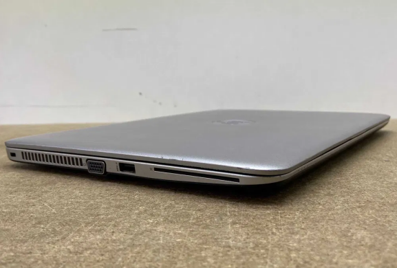 Ультрабук Б-клас HP EliteBook 840 G4 / 14" (1366х768) TN / Intel Core i5-7300U (2 (4) ядра по 2.6 - 3.5 GHz) / 16 GB DDR4 / 512 GB SSD / Intel HD Graphics 620 / WebCam / Windows 10 licence Ультрабук Б-клас HP EliteBook 840 G4 / 14" (1366х768) TN / Intel Core i5-7300U (2 (4) ядра по 2.6 - 3.5 GHz) / 16 GB DDR4 / 512 GB SSD / Intel HD Graphics 620 / WebCam / Windows 10 licence