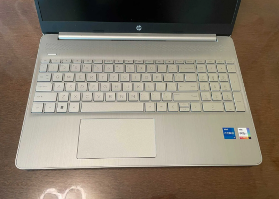 Ультрубук HP 15-dy5399nr / 15.6" (1920x1080) IPS / Intel Core i5-1235U (10 (12) ядер 3.3 - 4.4 GHz) / 16 GB DDR4 / 512 GB SSD / Intel Iris Xe Graphics eligible / WebCam