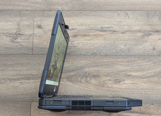 Защищенный ноутбук Dell Latitude 5414 Rugged / 14" (1920x1080) IPS Touch / Intel Core i7-6600U (2 (4) ядра по 2.6 - 3.4 GHz) / 8 GB DDR4 / 256 GB SSD / Intel HD Graphics 520 / HDMI