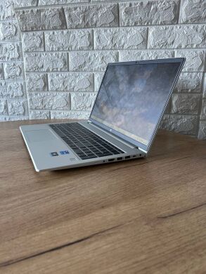 Ультрабук HP ProBook 450 G9 / 15.6" (1920x1080) IPS Touch / Intel Core i7-1255U (10 (12) ядер по 3.5 - 4.7 GHz) / 16 GB DDR4 / 1000 GB SSD / Intel Intel Iris Xe Graphics / WebCam