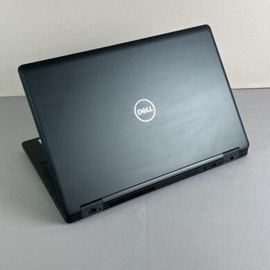 Мобильная рабочая станция Dell Precision 3530 / 15.6" (1920x1080) IPS / Intel Core i5-8400H (4 (8) ядра по 2.5 - 4.2 GHz) / 16 GB DDR4 / 512 GB SSD / nVidia Quadro P600, 4 GB GDDR5, 128-bit / WebCam / HDMI