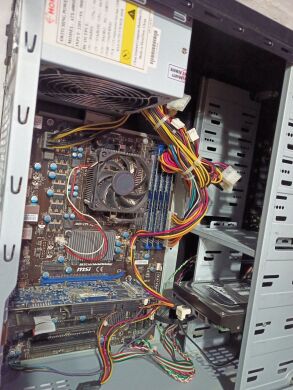 Игровой ПК Grand Tower / AMD Athlon II X4 645 (4 ядра по 3.1 GHz) / 8 GB DDR3 / 500 GB HDD / AMD Radeon HD 5570, 1 GB GDDR3, 128-bit Игровой ПК Grand Tower / AMD Athlon II X4 645 (4 ядра по 3.1 GHz) / 8 GB DDR3 / 500 GB HDD / AMD Radeon HD 5570, 1 GB GDDR3, 128-bit