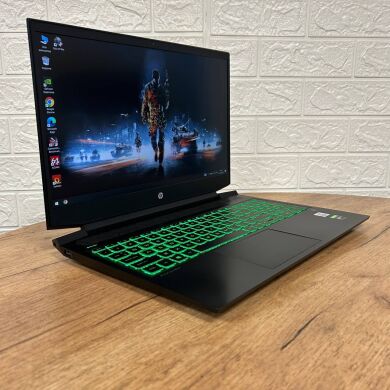 Игровой ноутбук HP Pavilion Gaming 16-a0032dx / 16.1" (1920x1080) IPS / Intel Core i5-10300H (4 (8) ядер по 2.5 - 4.5 GHz) / 8 GB DDR4 / 512 GB SSD / nVidia GeForce GTX 1660 Ti Max-Q, 6 GB GDDR6, 192-bit / WebCam