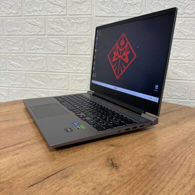 Ігровий ноутбук Б-клас HP Omen 16-ae0001nr / 16.1" (1920x1080) IPS / Intel Core i7-14700HX (20 (28) ядер по 1.5 - 5.5&nbsp;GHz) / 32 GB DDR5 / 1000 GB SSD / nVidia GeForce RTX 4070, 8 GB GDDR6, 128-bit / WebCam
