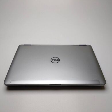Мобільна робоча станція Dell Precision M2800 / 15.6" (1920x1080) IPS / Intel Core i7-4810MQ (4 (8) ядра по 2.8 - 3.8 GHz) / 8 GB DDR3 / 240 GB SSD / AMD FirePro W4170M, 2 GB GDDR5, 128-bit / WebCam / DVD-ROM / Win 10 Pro