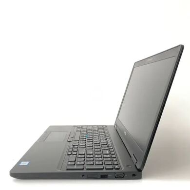 Мобільна робоча станція Dell Precision 3530 / 15.6" (1920x1080) IPS / Intel Core i7-8750H (6 (12) ядра по 2.2 - 4.1 GHz) / 16 GB DDR4 / 512 GB SSD / nVidia Quadro P600, 4 GB GDDR5, 128-bit / WebCam / SIM