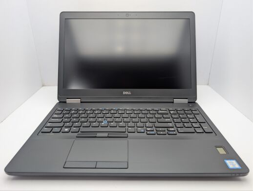 Ноутбук Б-клас Dell Latitude E5570 / 15.6" (1920x1080) IPS / Intel Core i7-6820HQ (4 (8) ядра по 2.7 - 3.6 GHz) / 8 GB DDR4 / 256 GB SSD M.2 / AMD Radeon R7 M370, 2 GB GDDR5, 128-bit / WebCam