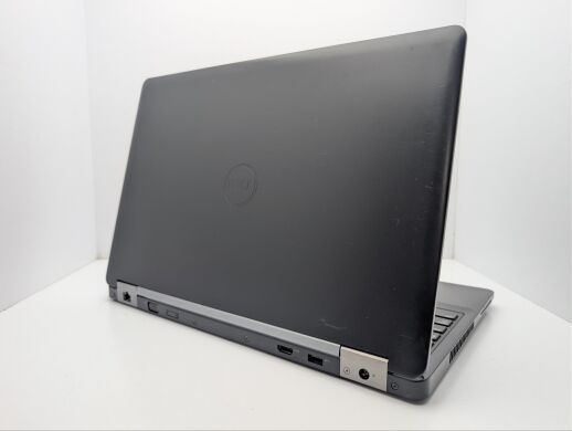 Ноутбук Б-клас Dell Latitude E5570 / 15.6" (1920x1080) IPS / Intel Core i7-6820HQ (4 (8) ядра по 2.7 - 3.6 GHz) / 8 GB DDR4 / 256 GB SSD M.2 / AMD Radeon R7 M370, 2 GB GDDR5, 128-bit / WebCam