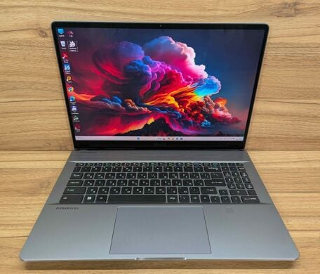 Мобильная рабочая станция MSI Creator Pro Z16P / 16" (2560x1600) IPS Touch / Intel Core i9-12900H (14 (20) ядер по 3.8 - 5.0 GHz) / 64 GB DDR5 / 1000 GB SSD / nVidia RTX A5500, 16 GB GDDR6, 256-bit / WebCam / TouchID / Windows 11