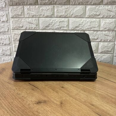 Захищений ноутбук Dell Latitude Rugged 5414 / 14" (1920x1080) IPS / Intel Core i7-6600U (2 (4) ядра по 2.6 - 3.4 GHz) / 32 GB DDR4 / 256 GB SSD M.2 / AMD Radeon R7 M360, 2 GB DDR3, 64-bit / WebCam