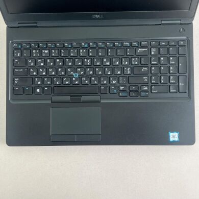 Мобильная рабочая станция Dell Precision 3530 / 15.6" (1920x1080) IPS / Intel Core i5-8400H (4 (8) ядра по 2.5 - 4.2 GHz) / 16 GB DDR4 / 512 GB SSD / nVidia Quadro P600, 4 GB GDDR5, 128-bit / WebCam / HDMI