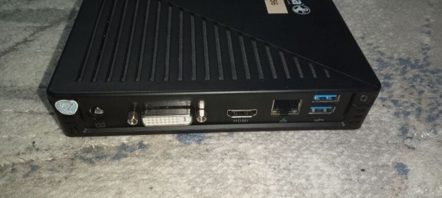Неттоп Terra Thin Client 5100 USFF / AMD A6-1450 (4 ядра по 1.0 - 1.4 GHz) / 4 GB DDR3 / 30 GB SSD / AMD Radeon HD 8250