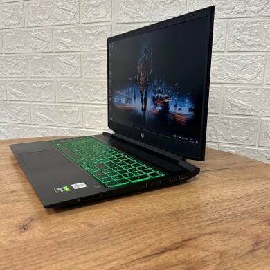 Игровой ноутбук HP Pavilion Gaming 16-a0032dx / 16.1" (1920x1080) IPS / Intel Core i5-10300H (4 (8) ядер по 2.5 - 4.5 GHz) / 8 GB DDR4 / 512 GB SSD / nVidia GeForce GTX 1660 Ti Max-Q, 6 GB GDDR6, 192-bit / WebCam