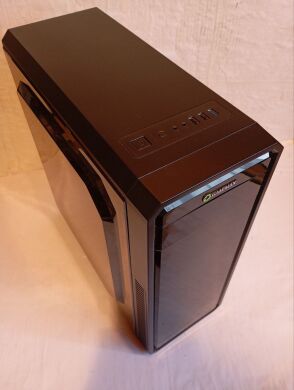 Ігровий ПК GameMax G561-FRGB Black Tower / Intel Xeon E5-2650 v2 (8 (16) ядер по 2.6 - 3.4 GHz) / 20 GB DDR3 / 480 GB SSD + 1000 GB HDD / nVidia GeForce GTX 1650, 4 GB GDDR6, 128-bit / 600W