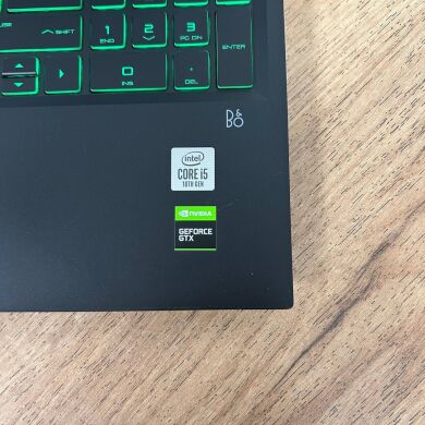 Игровой ноутбук HP Pavilion Gaming 16-a0032dx / 16.1" (1920x1080) IPS / Intel Core i5-10300H (4 (8) ядер по 2.5 - 4.5 GHz) / 8 GB DDR4 / 512 GB SSD / nVidia GeForce GTX 1660 Ti Max-Q, 6 GB GDDR6, 192-bit / WebCam