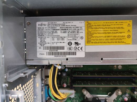 Ігровий ПК Fujitsu Esprimo P720 E90+ Tower / Intel Core i5-4590 (4 ядра по 3.3 - 3.7 GHz) / 16 GB DDR3 / 240 GB SSD / nVidia GeForce GTX 650, 1 GB GDDR5, 128-bit / 280W / HDMI