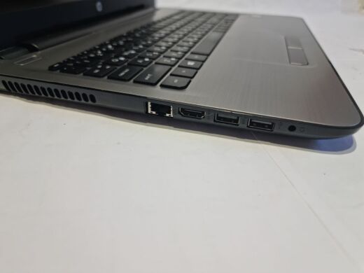 Ноутбук HP TPN-C125 / 15.6" (1920x1080) TN / Intel Core i5-6200U (2 (4) ядра по 2.3 - 2.8 GHz) / 8 GB DDR4 / 256 GB SSD / Intel HD Graphics 520 / WebCam / DVD-RW