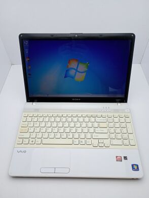Ноутбук Sony VPC EB4E1R / 15.6" (1366x768) TN / Intel Core i3-380M (2 (4) ядра по 2.5 GHz) / 6 GB DDR3 / 120 GB SSD / Intel Graphics / WebCam