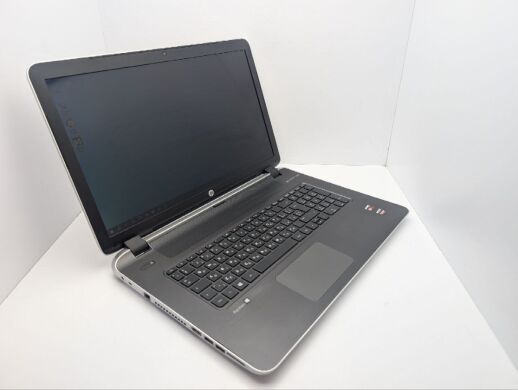 Ноутбук HP Pavilion 17-f005sr / 17.3" (1600x900) TN / AMD A8-6410 (4 ядра по 2.0 - 2.4 GHz) / 8 GB DDR3 / 240 GB SSD / AMD Radeon R7 M260, 2 GB GDDR3, 64-bit / WebCam / DVD-ROM