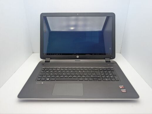 Ноутбук HP Pavilion 17-f005sr / 17.3" (1600x900) TN / AMD A8-6410 (4 ядра по 2.0 - 2.4 GHz) / 8 GB DDR3 / 240 GB SSD / AMD Radeon R7 M260, 2 GB GDDR3, 64-bit / WebCam / DVD-ROM